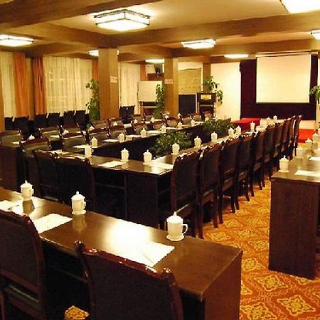 He XI Resort Hotel Лицзян Экстерьер фото