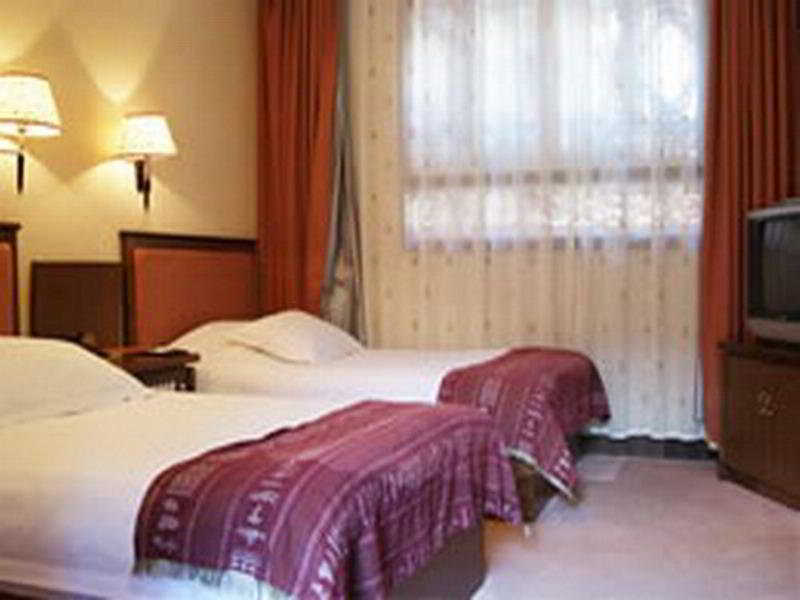 He XI Resort Hotel Лицзян Экстерьер фото
